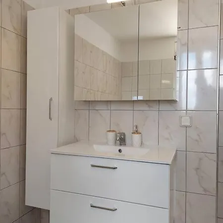 Semesterbostad Giannata House Dilináta