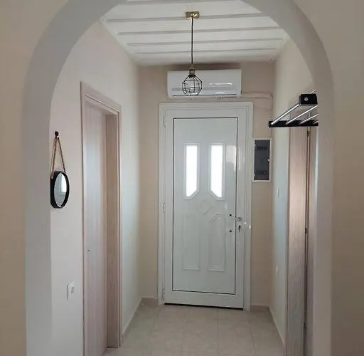 Дом отдыха Giannata House *